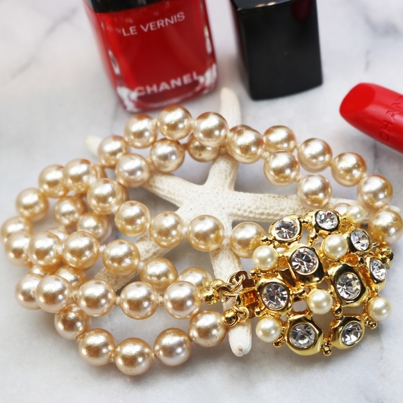 ⚜️ Vintage Kenneth Lane Multistrand Pearl Bracelet - Picture 4 of 16